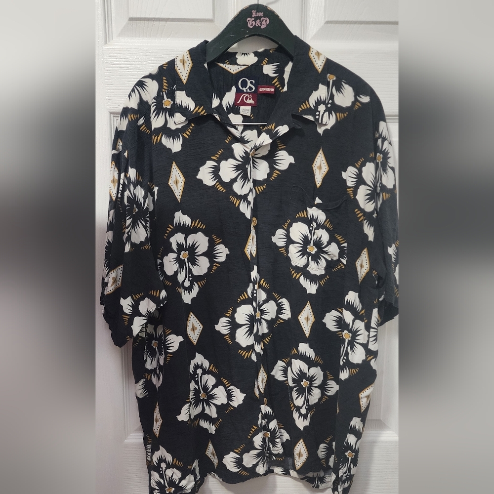 Vintage Quiksilver Hawaiian Print Shirt Large